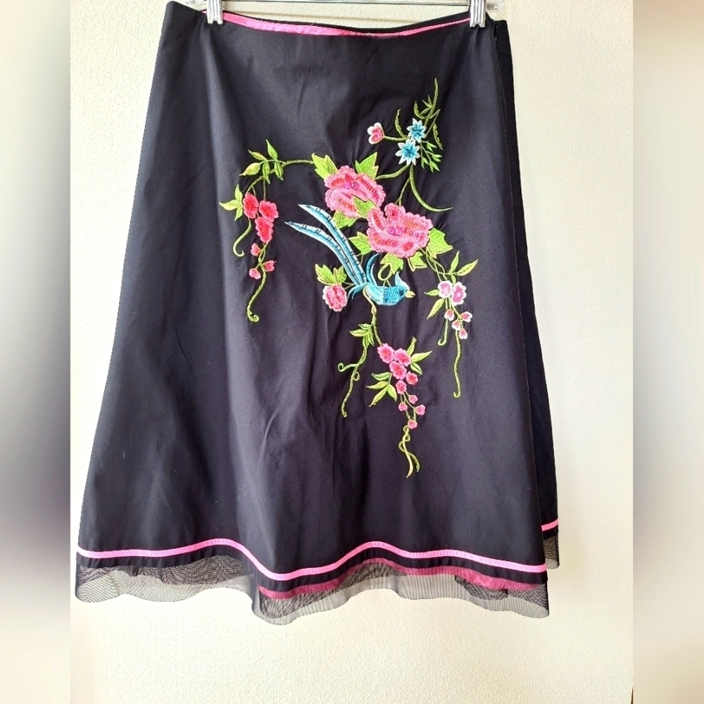 Basil and Maude  Women Beaded/Embroidered Midi Skirt. Size 10